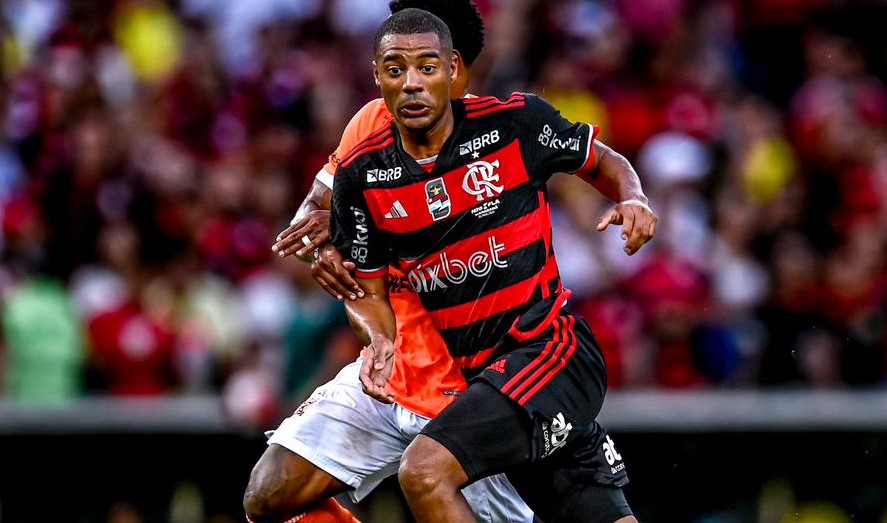 Conselho aprova BRB e Flamengo chega a R$ 230 mi com uniforme