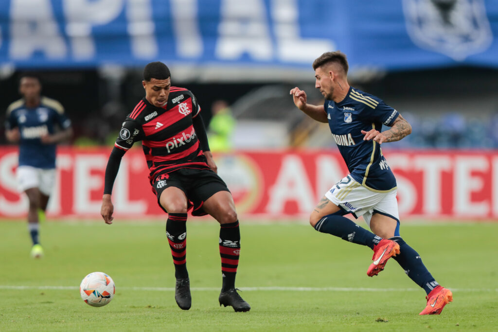 Igor Jesus tem atuação repercutida pelos torcedores