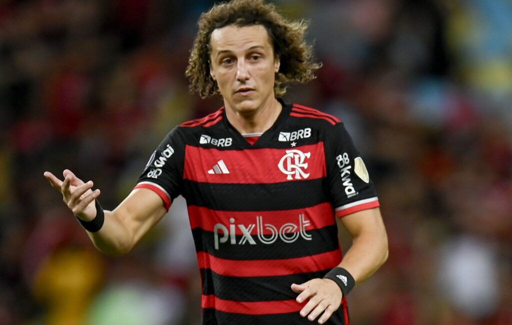 David Luiz durante Flamengo x Millonarios; zagueiro pode ser desfalque em Juventude x Flamengo