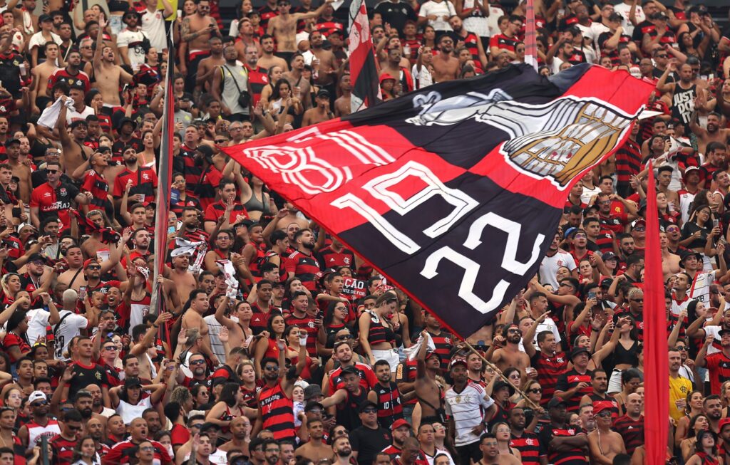 Torcida do Flamengo Libertadores Botafogo Fluminense