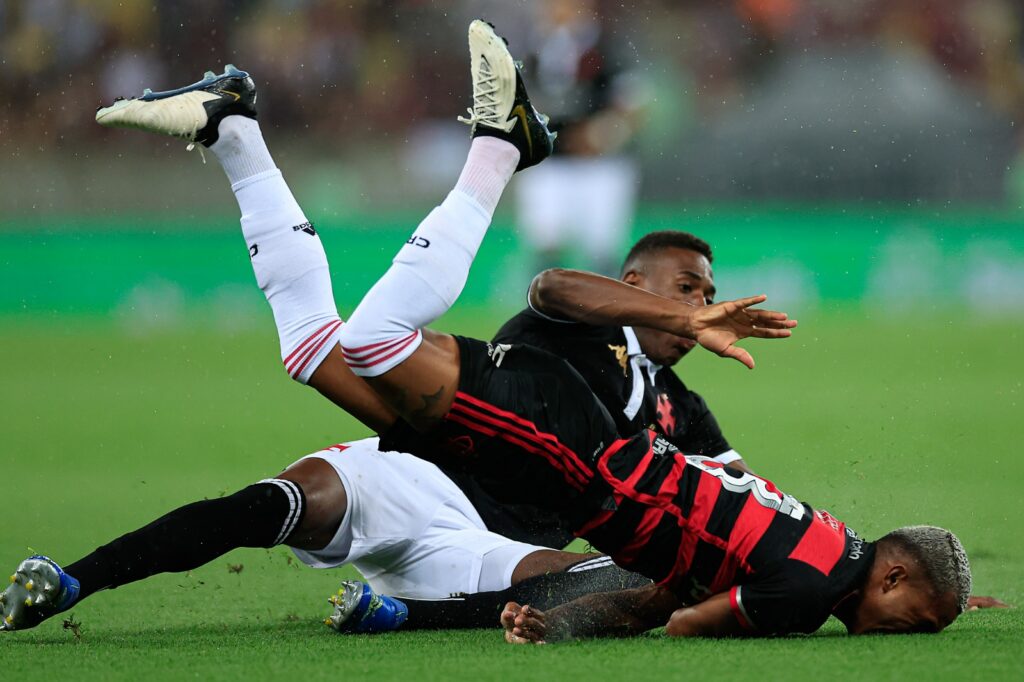 Vasco diz em recurso que negociação por estádio do Flamengo no Gasômetro traz risco de "prejuízo flagrante" ao Maracanã