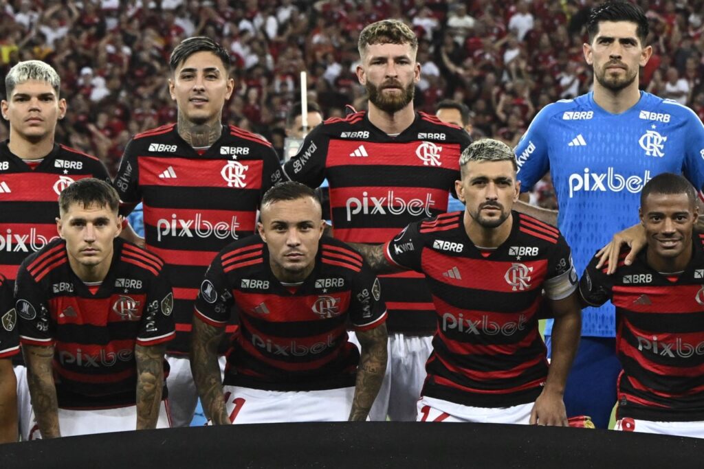 Estrangeiros do Flamengo antes de jogo pela Libertadores