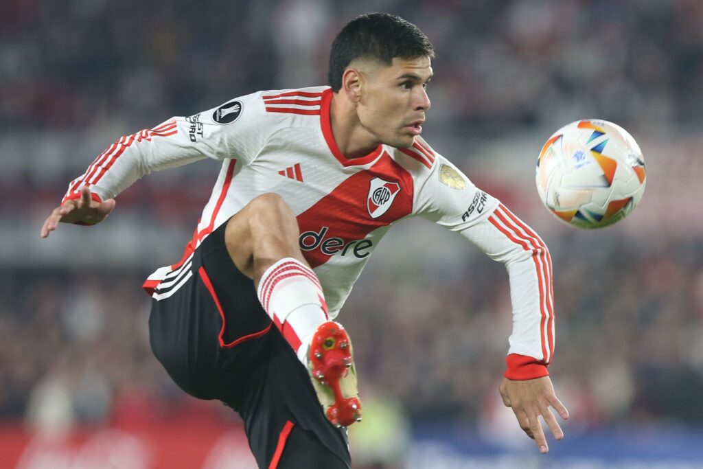 Agustin Sant'anna em jogo pelo River Plate.