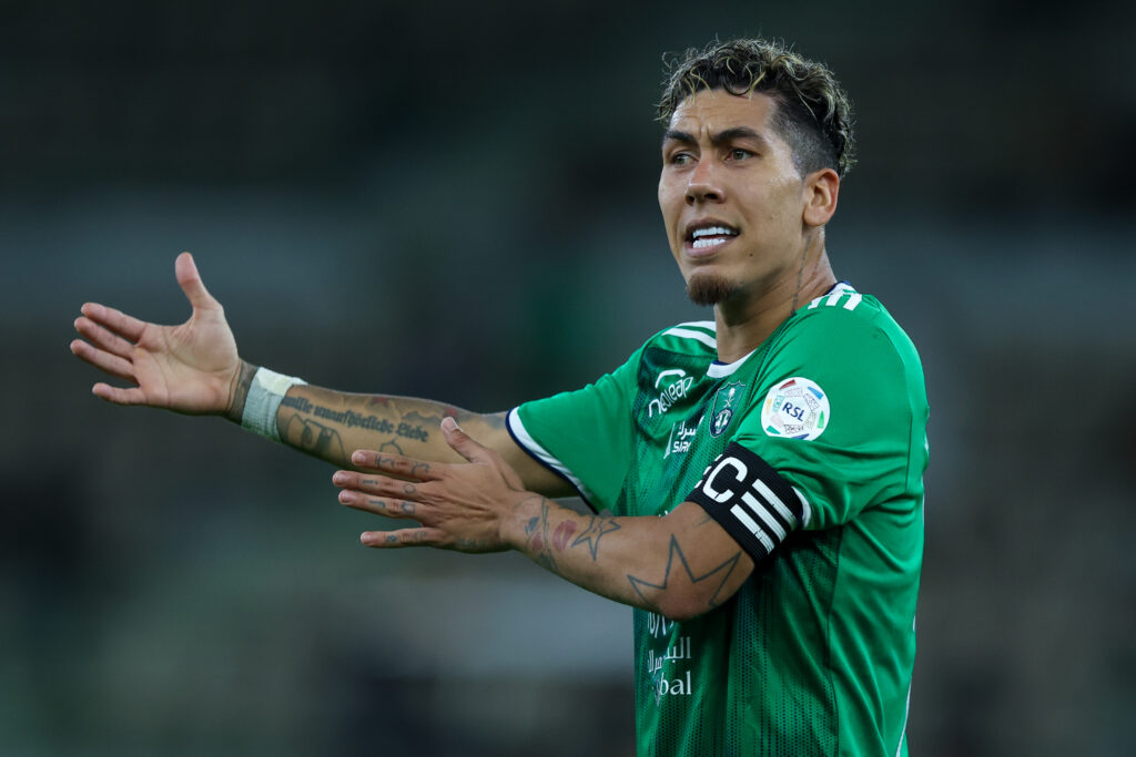 Alô, Flamengo: Roberto Firmino quer deixar o Al-Ahli