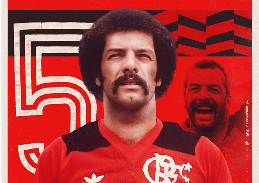 Maestro Júnior com a camisa do Flamengo, na época em que era jogador do clube