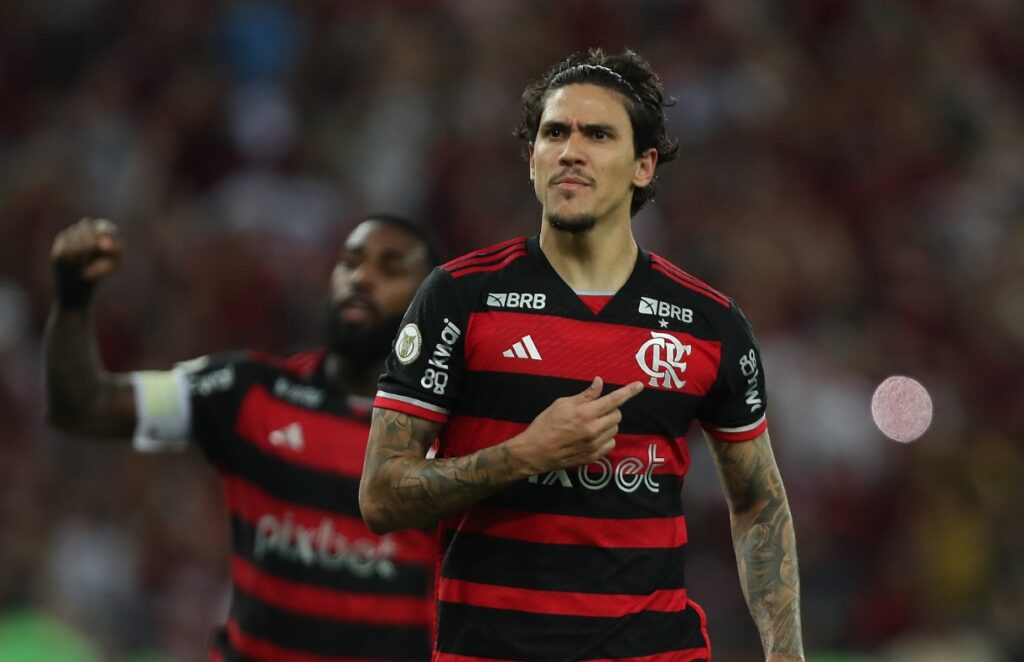 Pedro comemora gol do Flamengo; clube defende ótimo retrospecto nas oitavas de final da Copa do Brasil