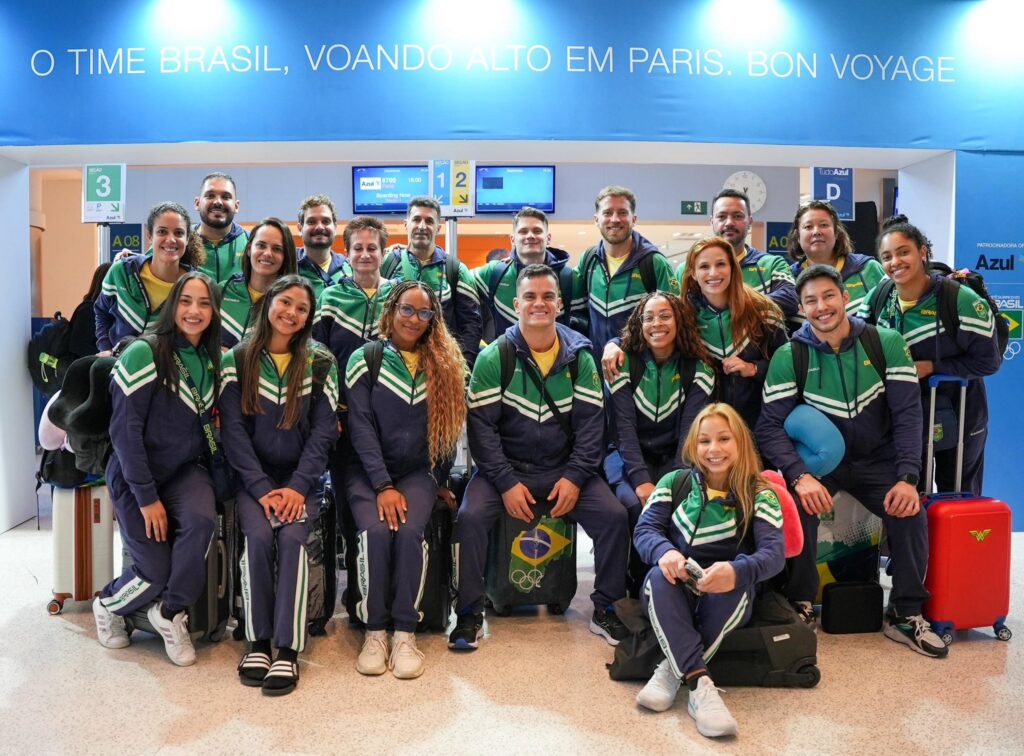 Com ginastas do Flamengo; Seleção Brasileira de Ginástica Artística embarca para Paris 2024