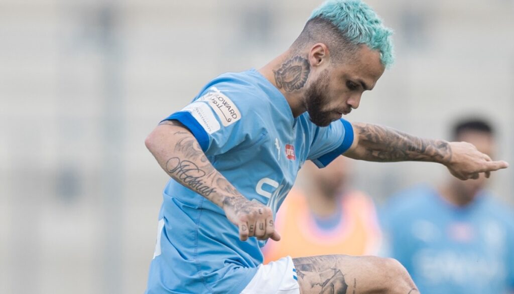 michael em treino do al-hilal ex-flamengo