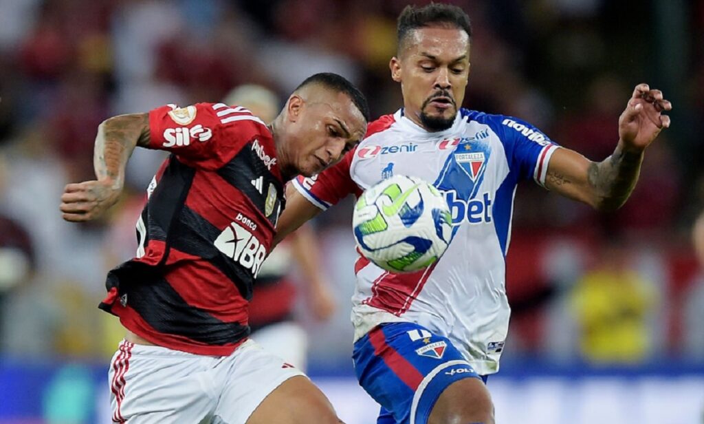 wesley em jogo do flamengo contra o fortaleza