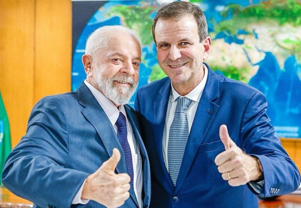 Lula e Eduardo Paes em reunião em Brasília; Prefeito do Rio quer ajuda do presidente para destravar negócio por estádio do Flamengo