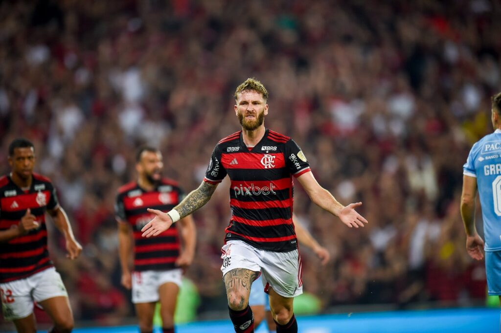 Análise: Flamengo sofre com ansiedade e desgaste físico, mas abre boa vantagem na Libertadores