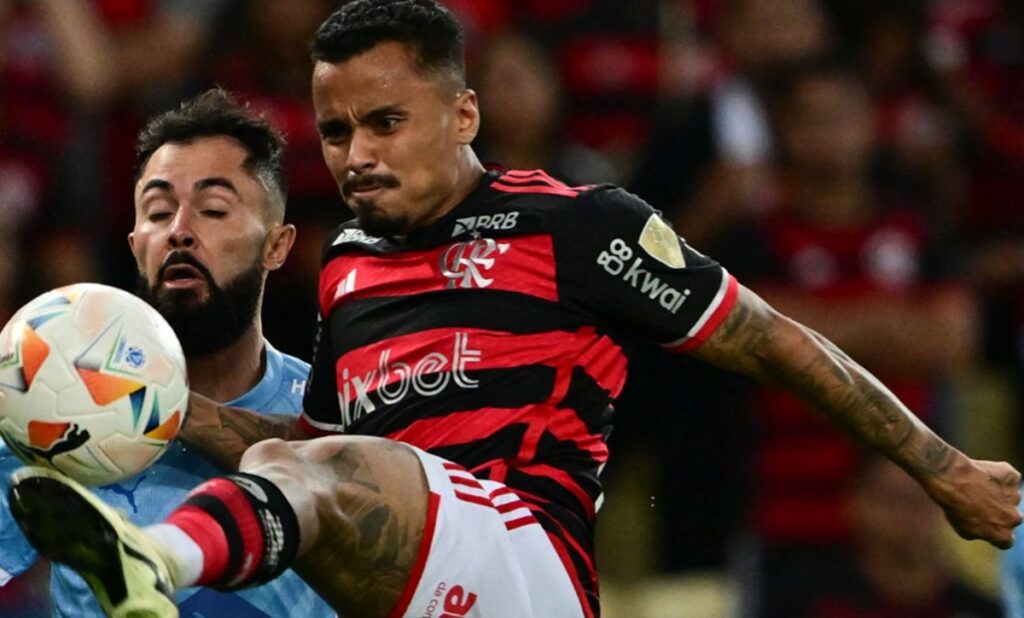 allan em jogo do flamengo contra o bolívar