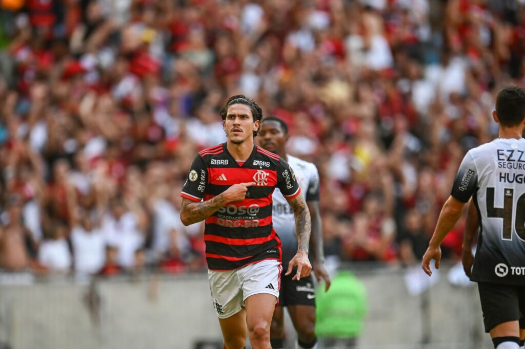 Pedro, goleador contra o Corinthians