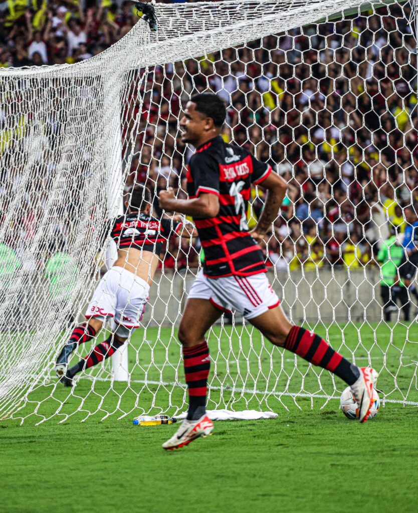 Felipe Teresa, gol Flamengo, Olympiacos final