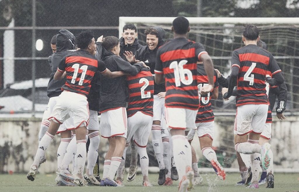 Sub-20 do Flamengo vence Sampaio Corrêa; sub-17 derrota o Bangu