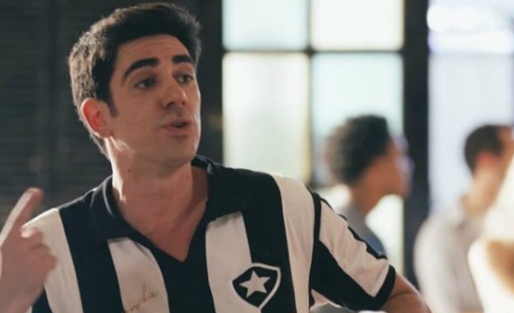 marcelo adnet passa recibo ao flamengo