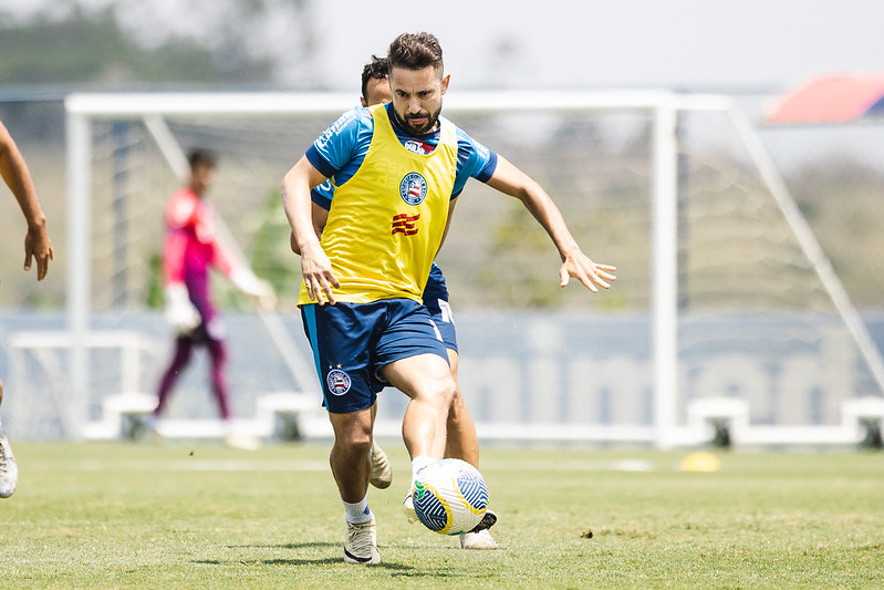 Com foco no Flamengo na Copa do Brasil, Bahia realiza treino tático