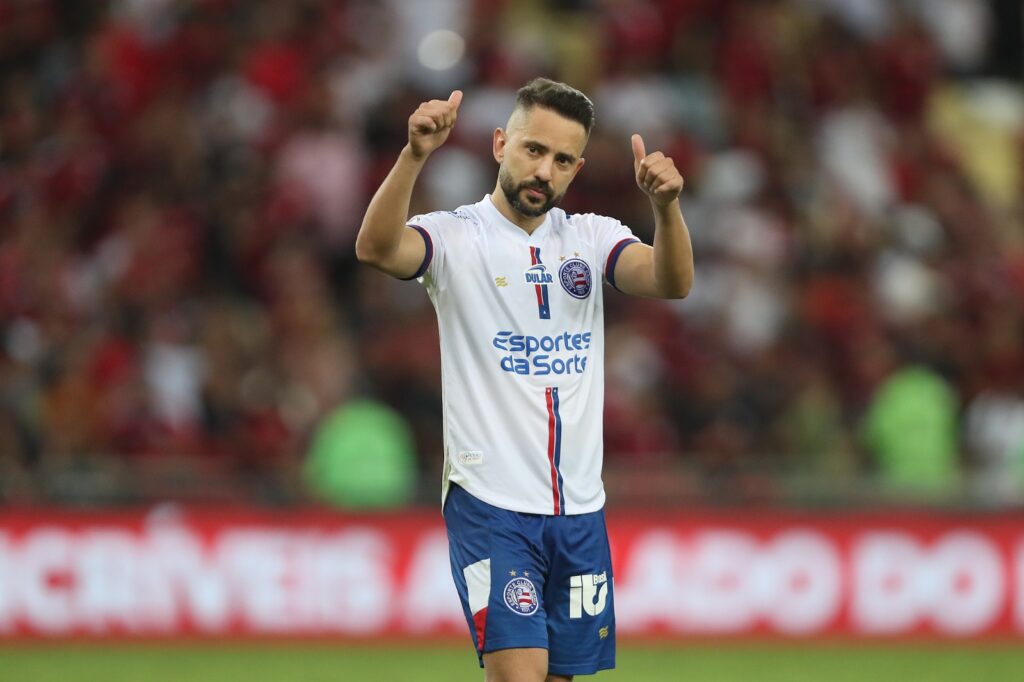 Bahia perde Everton Ribeiro para jogo contra o Flamengo