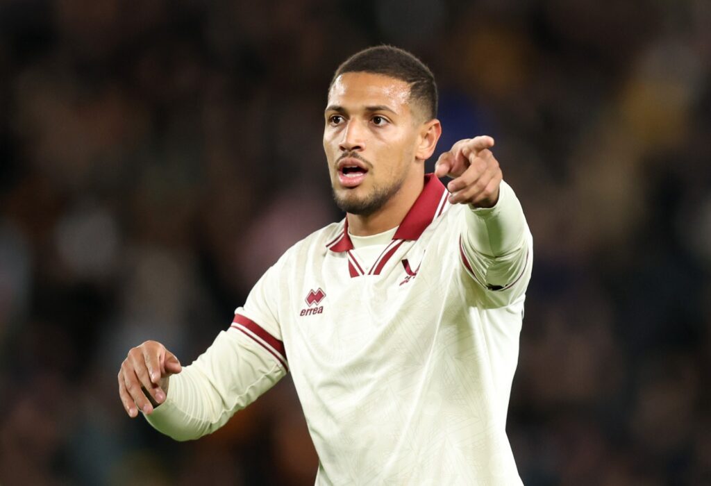 Ex-Flamengo, Vinicius Souza em campo pelo Sheffield United na EFL Championship