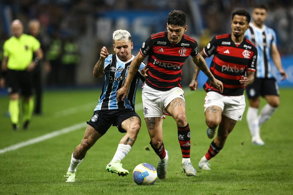 Ficha técnica e estatísticas: Grêmio 3×2 Flamengo – Brasileirão