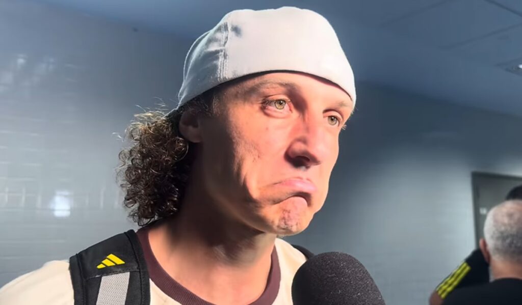 david luiz dá entrevista após derrota do flamengo para o grêmio