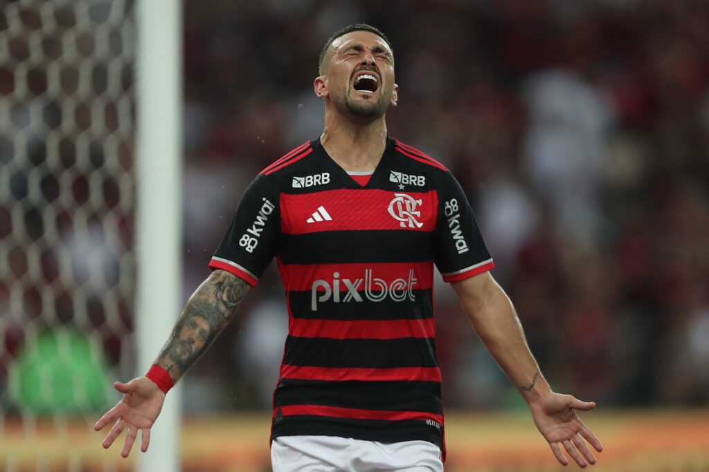 Arrascaeta durante Flamengo x Bahia, pela Copa do Brasil