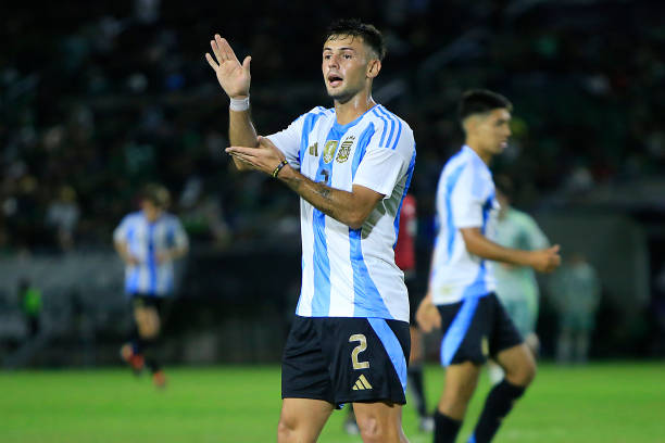 Adversário do Flamengo, Vasco falha em contratação de zagueiro