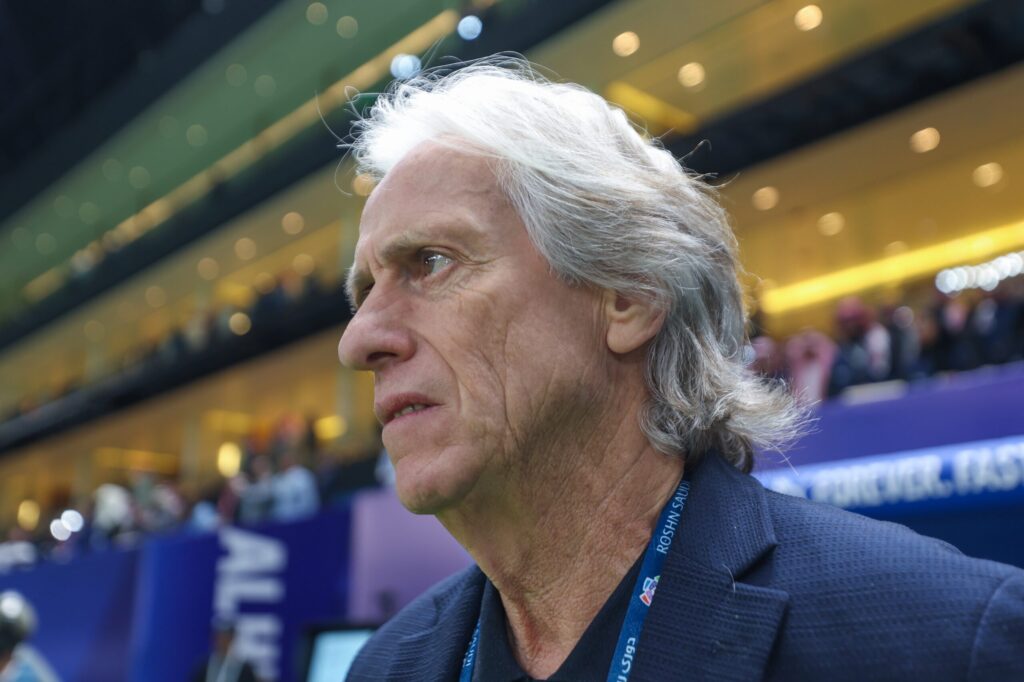 jorge jesus ex-flamengo em jogo do al-hilal