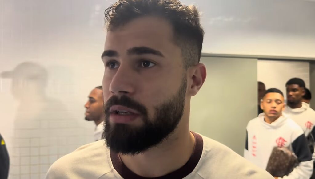 matheus cunha dá entrevista após derrota do flamengo