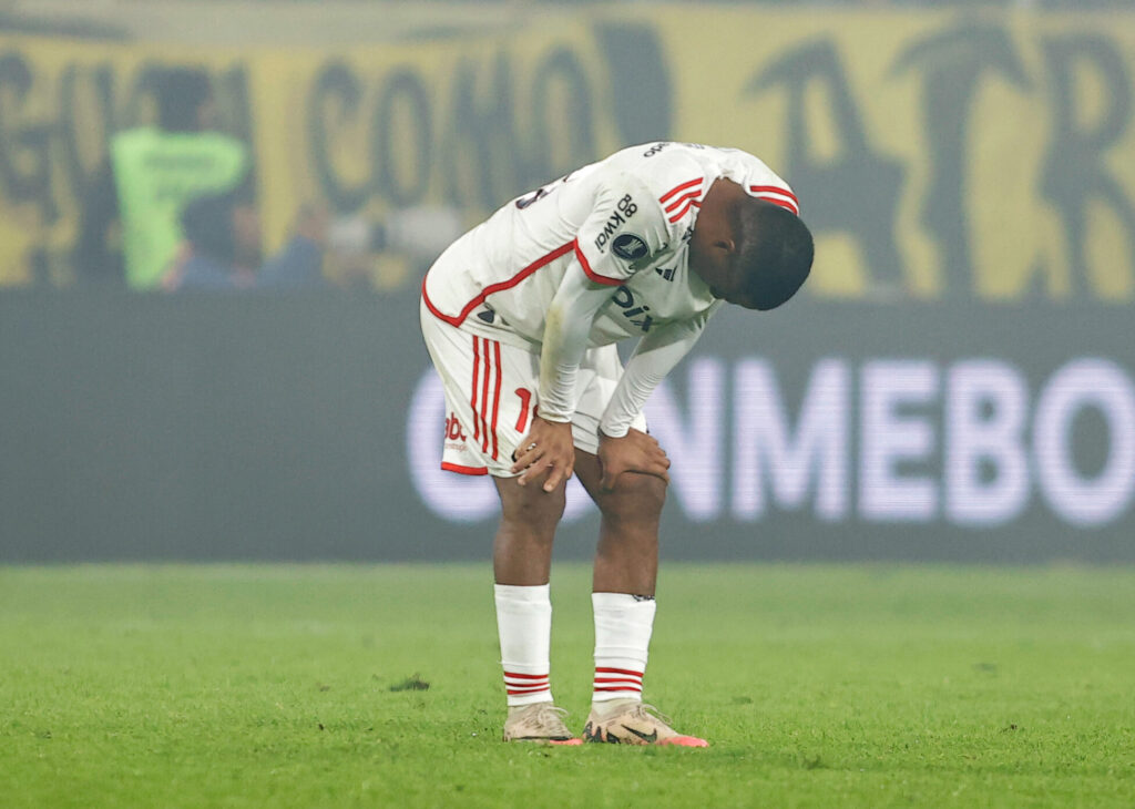 de la cruz flamengo peñarol libertadores