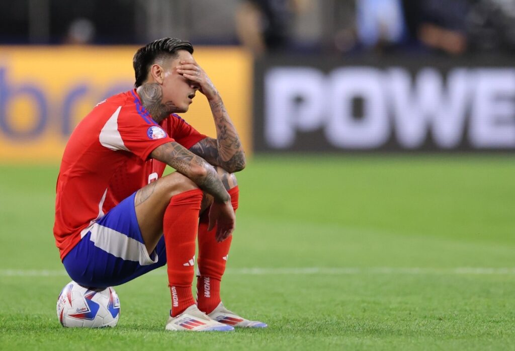 Pulgar lamenta lesão antes do jogo contra a Argentina; volante do Flamengo tenta se recuperar para a próxima partida do seu país