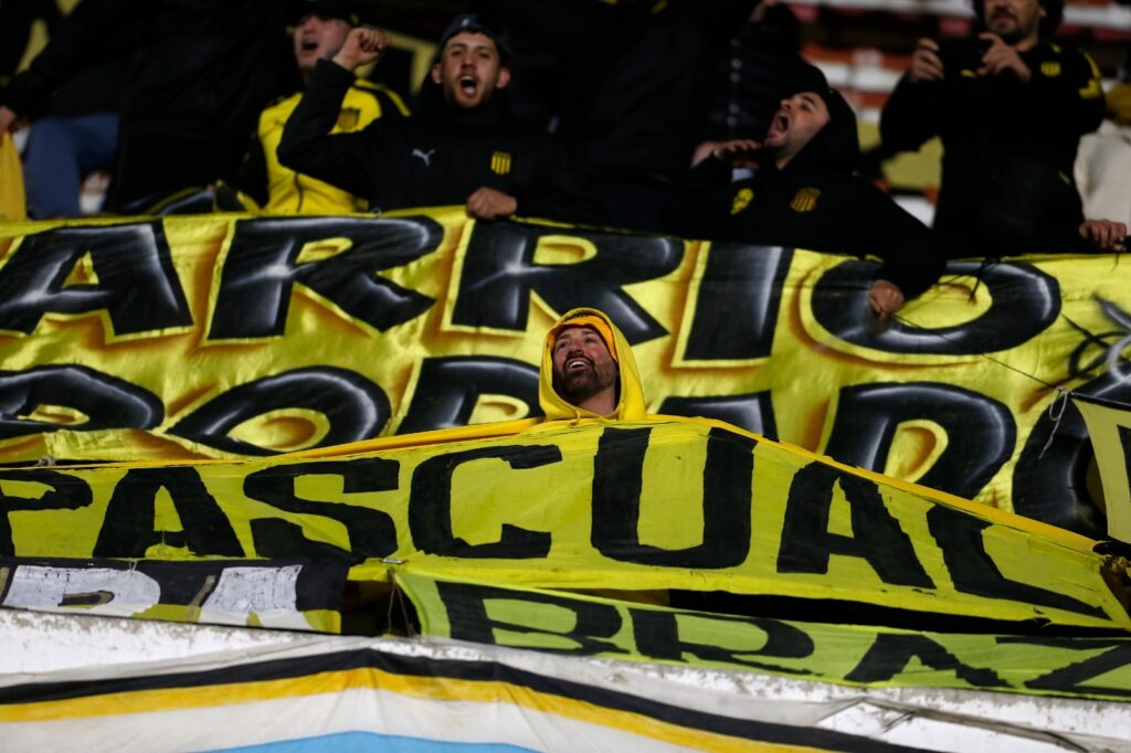 Peñarol faz apelo a seus torcedores para jogo contra o Flamengo