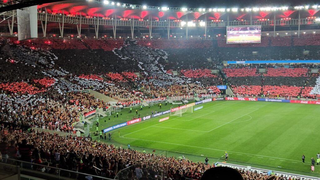 Festa da torcida do Flamengo contra o Peñarol