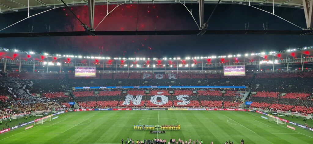 Festa da torcida do Flamengo contra o Peñarol