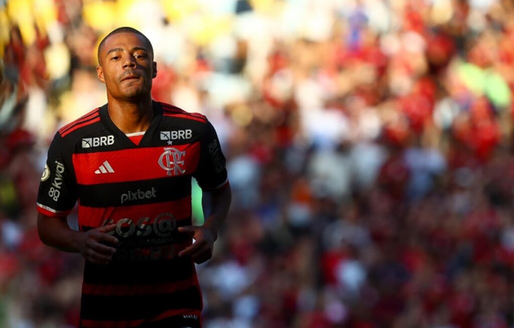 de la cruz em jogo do flamengo no maracanã no brasileirão