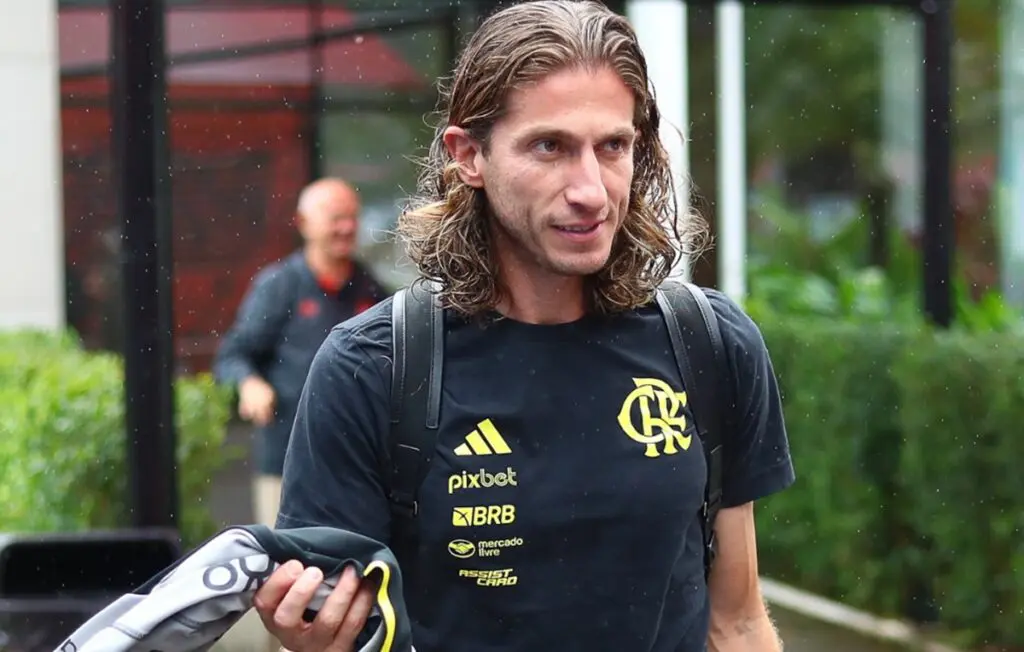 Bahia x Flamengo: Filipe Luís indica mudança na escalação