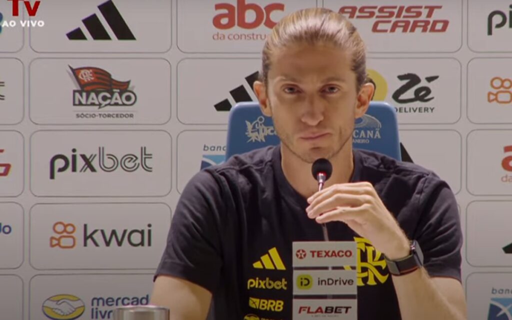 filipe luís em coletiva após derrota do flamengo para o fluminense