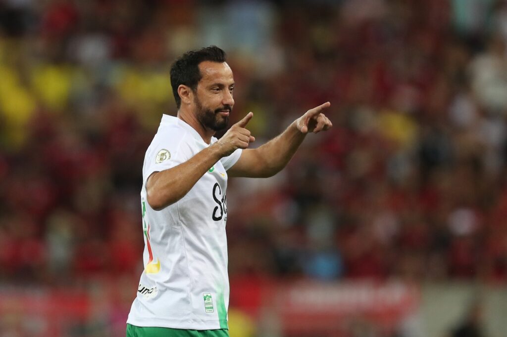 RIO DE JANEIRO, BRASIL - 26 DE OUTUBRO: Nenê do Juventude reage após receber cartão vermelho durante a partida do Brasileirão 2024 entre Flamengo e Juventude, no Estádio do Maracanã, em 26 de outubro de 2024, no Rio de Janeiro, Brasil.