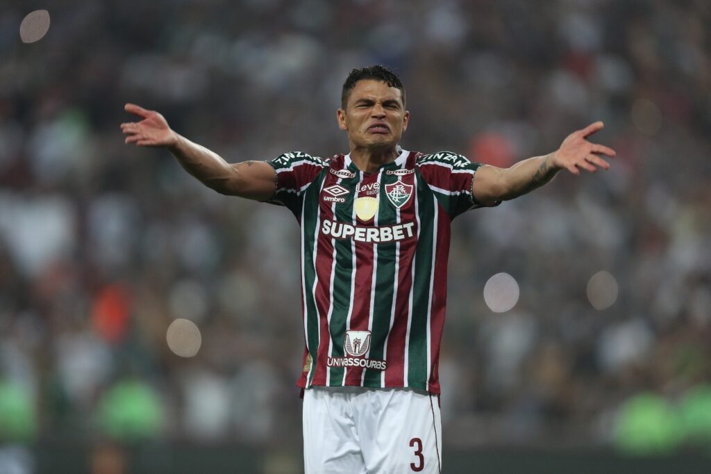 Thiago Silva está fora do Fla x Flu