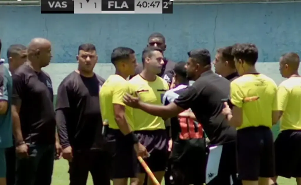 clássico entre vasco e flamengo no sub 17