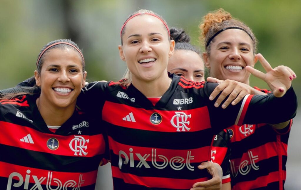 cristiane com jogadores do flamengo feminino