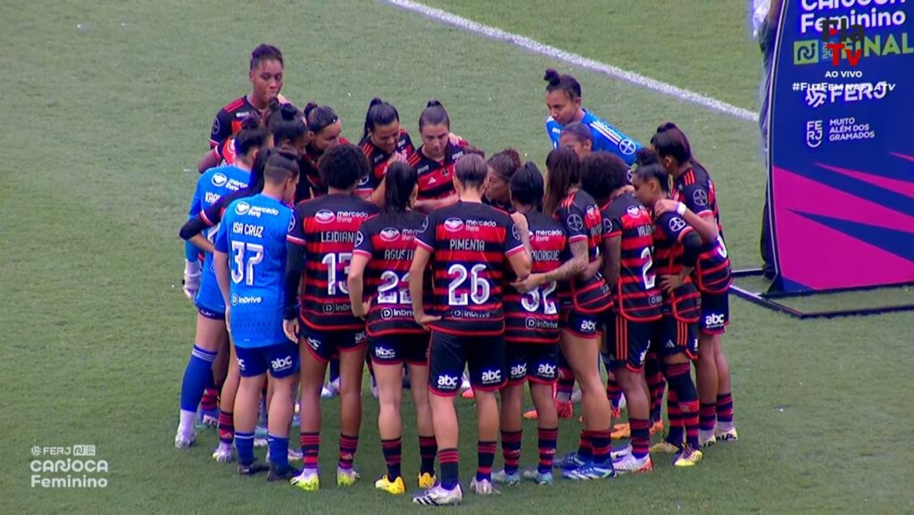 Flamengo leva gol no fim e empata no 1º jogo da final do Carioca Feminino